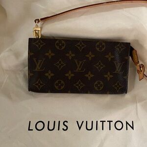Louis Vuitton Monogram GM bucket accessory pouch